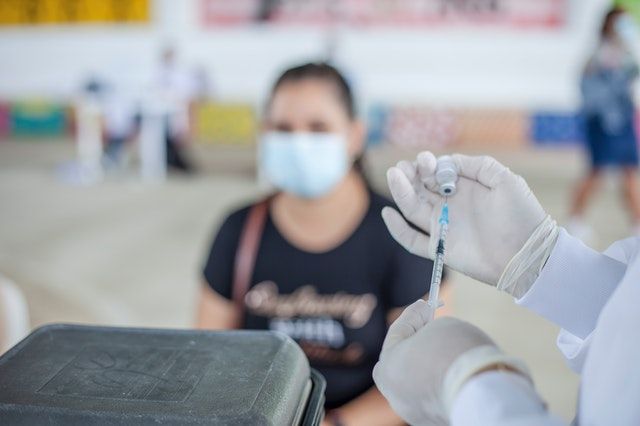 Piel, uñas y labios pueden mostrar infección por SARS-CoV-2